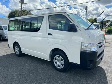 Used 2018 TOYOTA HIACE VAN TRH200V SBI Motor Japan