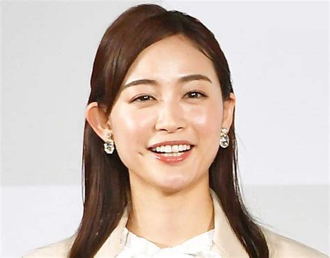 結婚＆妊娠の新井恵理那アナ 雰囲気ガラリ デニムのママで映画 額から血が流れ芸能デイリースポーツ Online