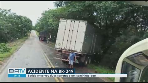 Acidente Entre Duas Carretas E Um Caminhão Baú Deixa Um Ferido No Oeste