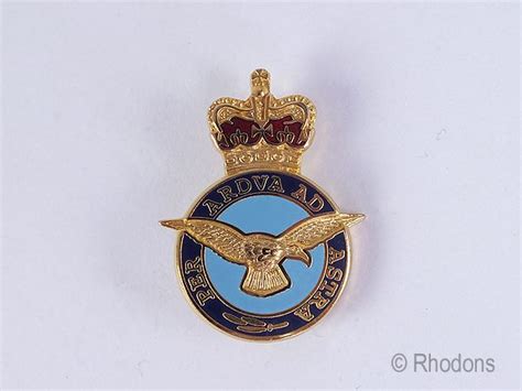 Royal Air Force Lapel Badge British Military Badges Raf Raf Badge Royal Air Force