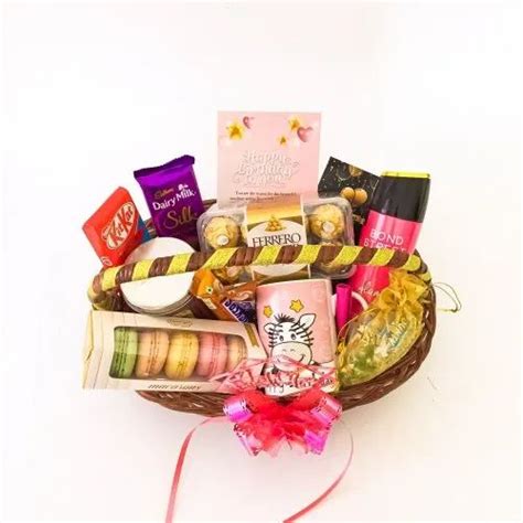 Birthday T Hamper Birgb061 By Angroos Ts Boutique At Rs 3500box