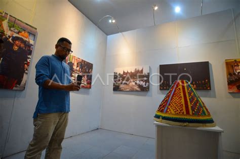 Pameran Budaya Matrilineal Sumatera Barat Antara Foto