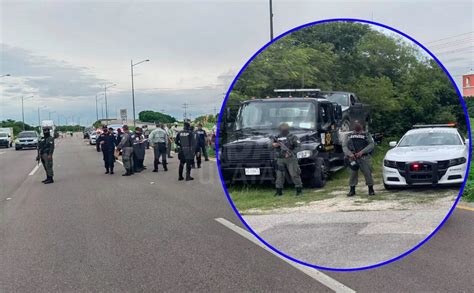 Camioneta asegurada en la carretera Mérida Progreso