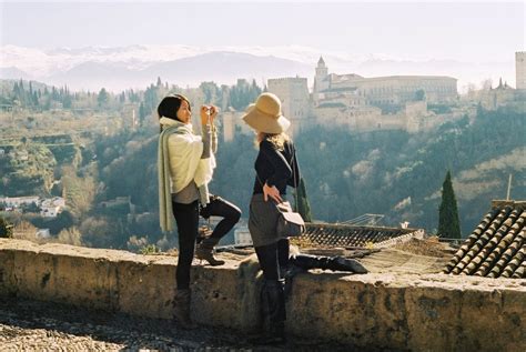 Weather Granada: The weather and temperature in Granada Spain