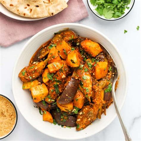 Aloo Baingan Eggplant And Potato Curry Aljazeera