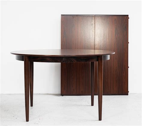 Midcentury Danish Extendable Round Dining Table In Rosewood 1960s