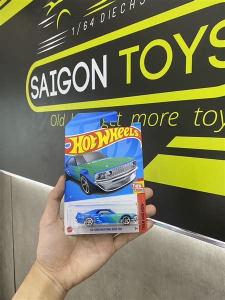 Hot Wheels Basic 69 Ford Mustang Boss 302