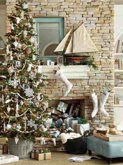 30 Brilliant Coastal Chic Christmas Tree Decorating Ideas Christmas