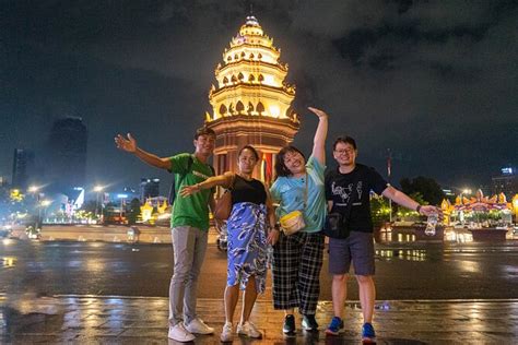 Phnom Penh Evening Food Tour Inclusive Over Local Tastings