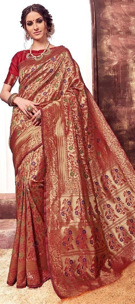 Traditional Red And Maroon Color Art Silk Silk Fabric Saree