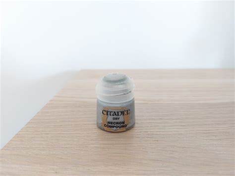 How to use Citadel Dry Paints for Different Finishes - Craft Miniature