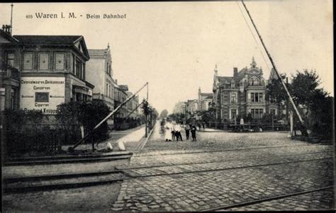 Ansichtskarte Postkarte Waren An Der M Ritz Beim Bahnhof Schranke