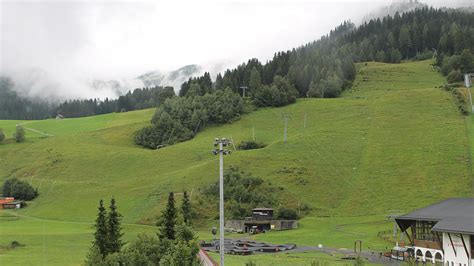 Bad Kleinkirchheim Thermenschuss Blick Zur Kaiserburg Foto Webcameu