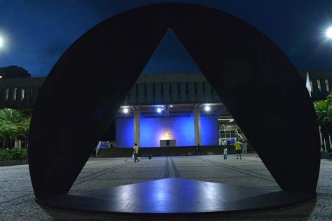 Almg Se Ilumina De Azul Em Homenagem Aos Surdos Unale