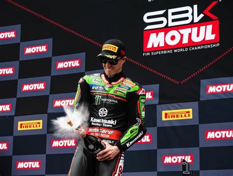 Sbk Gp Del Portogallo Rea Recupera Punti A Bautista Mentre