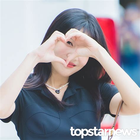 톱스타뉴스 포토 Topstarnews on Twitter HD포토 레드벨벳 조이 복숭아 과즙 TV 동물농장