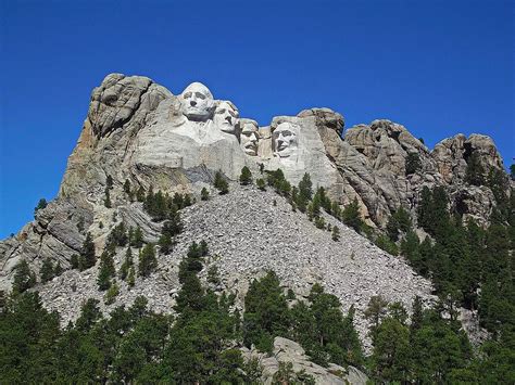 13 Facts About Mount Rushmore | FactSnippet