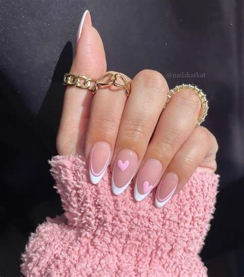 Acrylic Nails Almond Shape Almond Nails Pink Classy Acrylic Nails