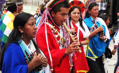 Los Sabios Tejidos Del Sibundoy