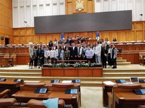 Foto De Elevi De Zece Din Satu Mare I Cornu Luncii Au Fost Du I