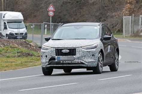 2023 Ford Kuga / Escape Facelift Spied Alongside The Current Model | Carscoops