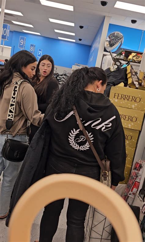 Super Phat Latina Ass In Black Leggings Forum