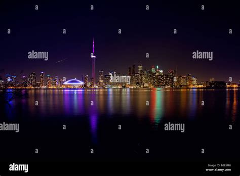 toronto skyline at night Stock Photo - Alamy