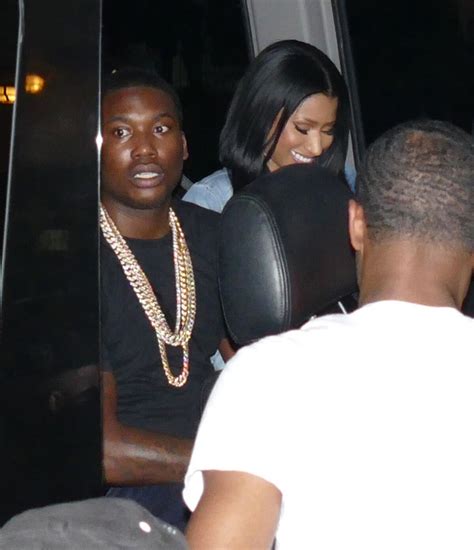 Photo Exclusif Nicki Minaj Et Son Petit Ami Meek Mill En Amoureux