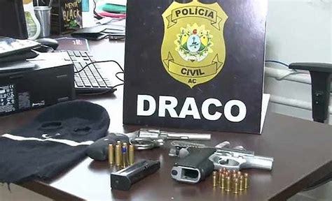 Polícia Civil prende três pessoas em flagrante armas de fogo e