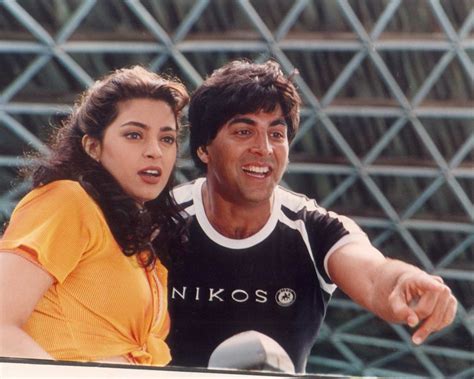 Mr & Mrs Khiladi (1997) - Review, Star Cast, News, Photos | Cinestaan