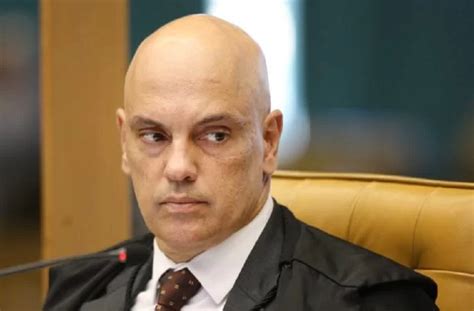 Moraes Se Declara Impedido De Julgar Caso De Injúria No Aeroporto De Roma