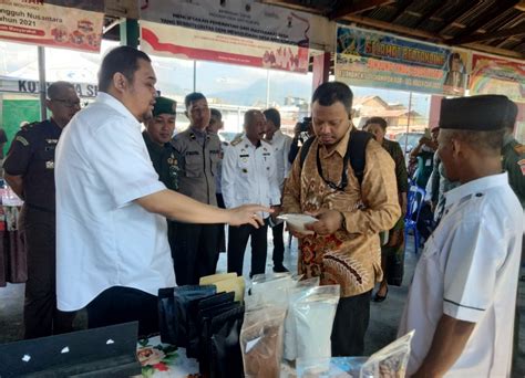 Pj Bupati Richard Arnaldo Buka Kegiatan Penilaian Desa Anti Korupsi