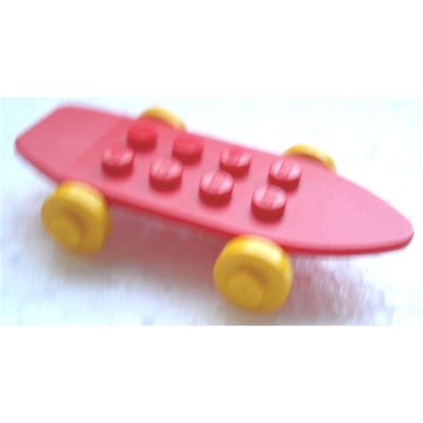 LEGO Red Fabuland Skateboard With Yellow Wheels Brick Owl LEGO