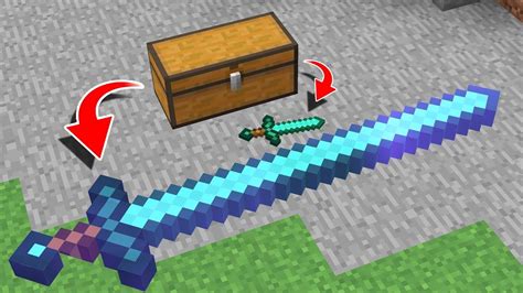 Giant Sword Vs Diamond Sword In Minecraft Youtube