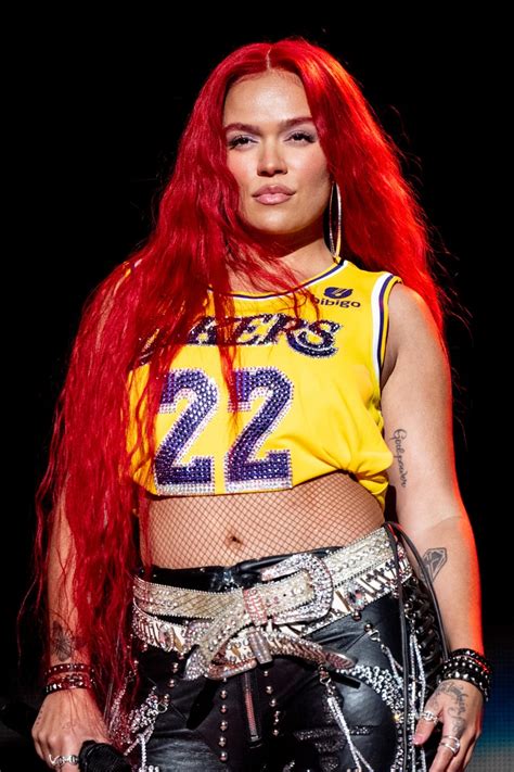 karol  comments  gq mexicos photoshopping ps beauty