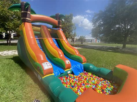 bounce house in tampa fl 4