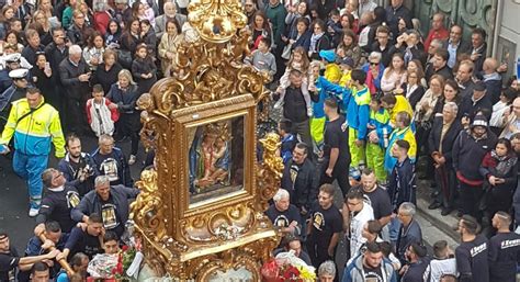 Torre Annunziata Festa Del Ottobre Processione Spettacoli