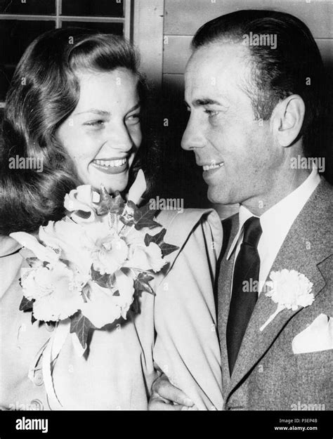 lauren bacall, humphrey bogart, wedding 1945 Stock Photo - Alamy