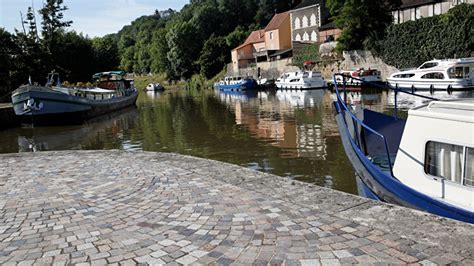 Port De Plaisance Halte Nautique De Clamecy