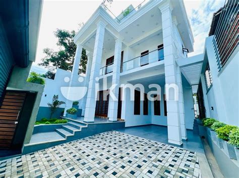 SE688 Brand New Two Storied Luxury House For Sale In Battaramulla Ikman