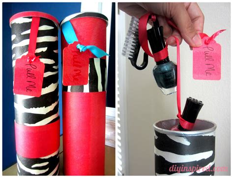 Recycled Pringles Can Gift Kits - DIY Inspired