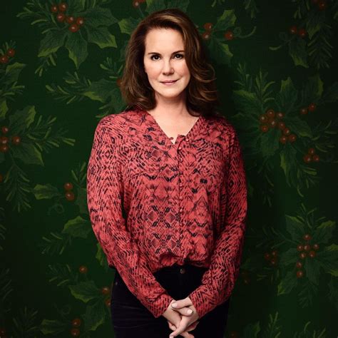 Elizabeth Perkins | The Moodys Wiki | Fandom