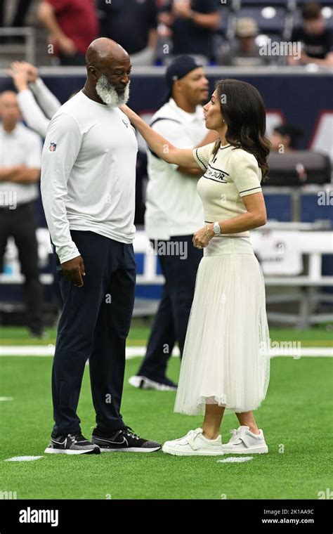 Houston Texans Head Coach Lovie Smith Shares A Moment With Hannah