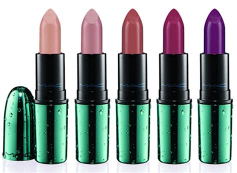 5 Tips To Pull Off Nude Lipstick