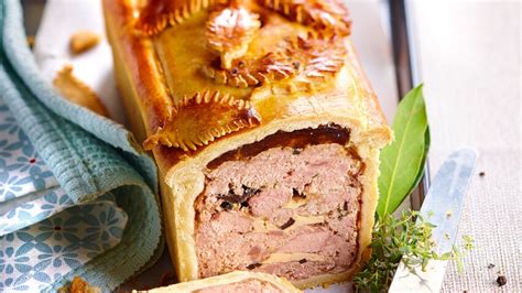 Pâté en croûte au foie gras découvrez les recettes de cuisine de