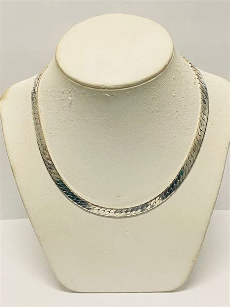 Vintage Italy Herringbone Necklace Gem