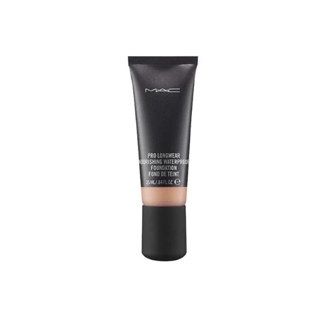 MAC Pro Longwear Nourishing Waterproof Foundation NC 15 25 Ml 23 99