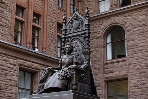 Statue of Queen Elizabeth unveiled at Ontario legislature after delays ...