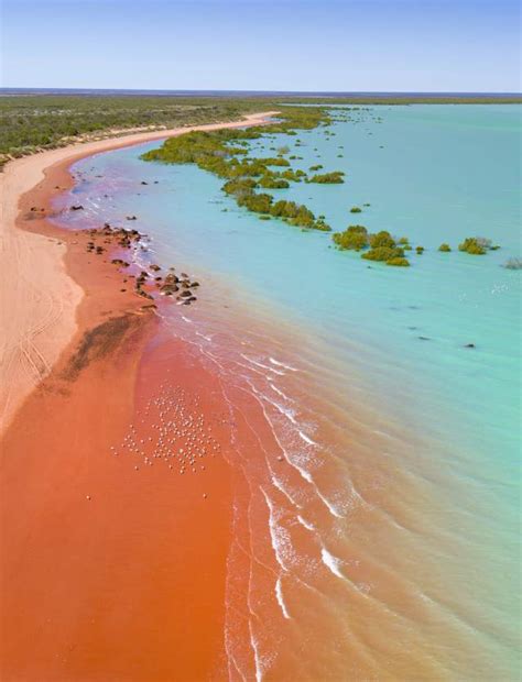 broome    accommodation restaurants