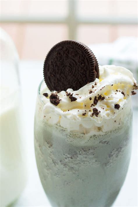 Mint Oreo Milkshake - No Plate Like Home